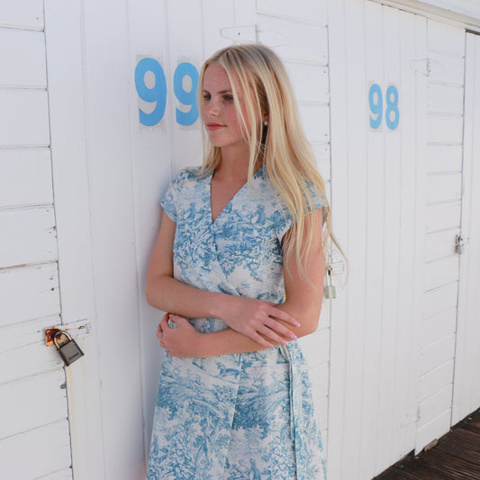 The Wrap Dress in Blu